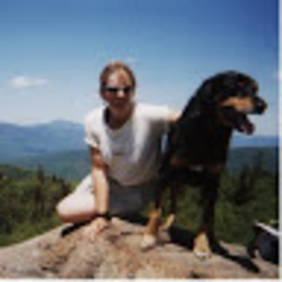 Meet your Posher, Laurie - Picture 1 of 1